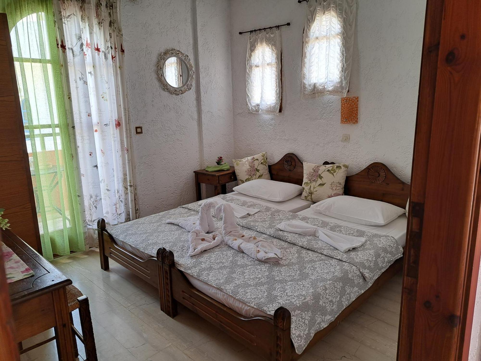 Stella Apartments Malia Bagian luar foto